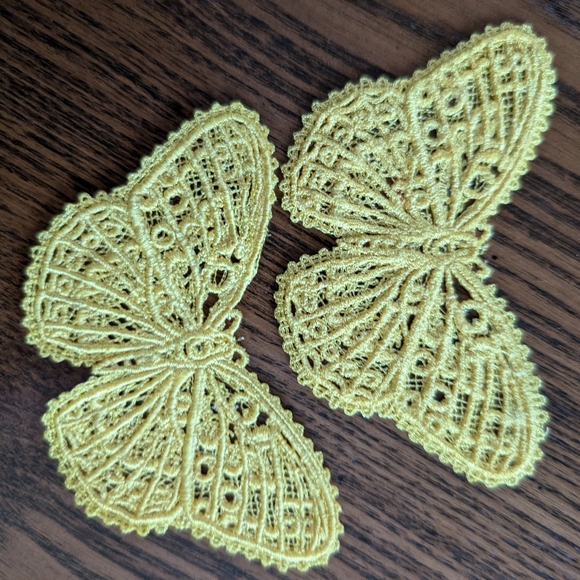 Sew on Butterfly patches - Picture 2 of 4